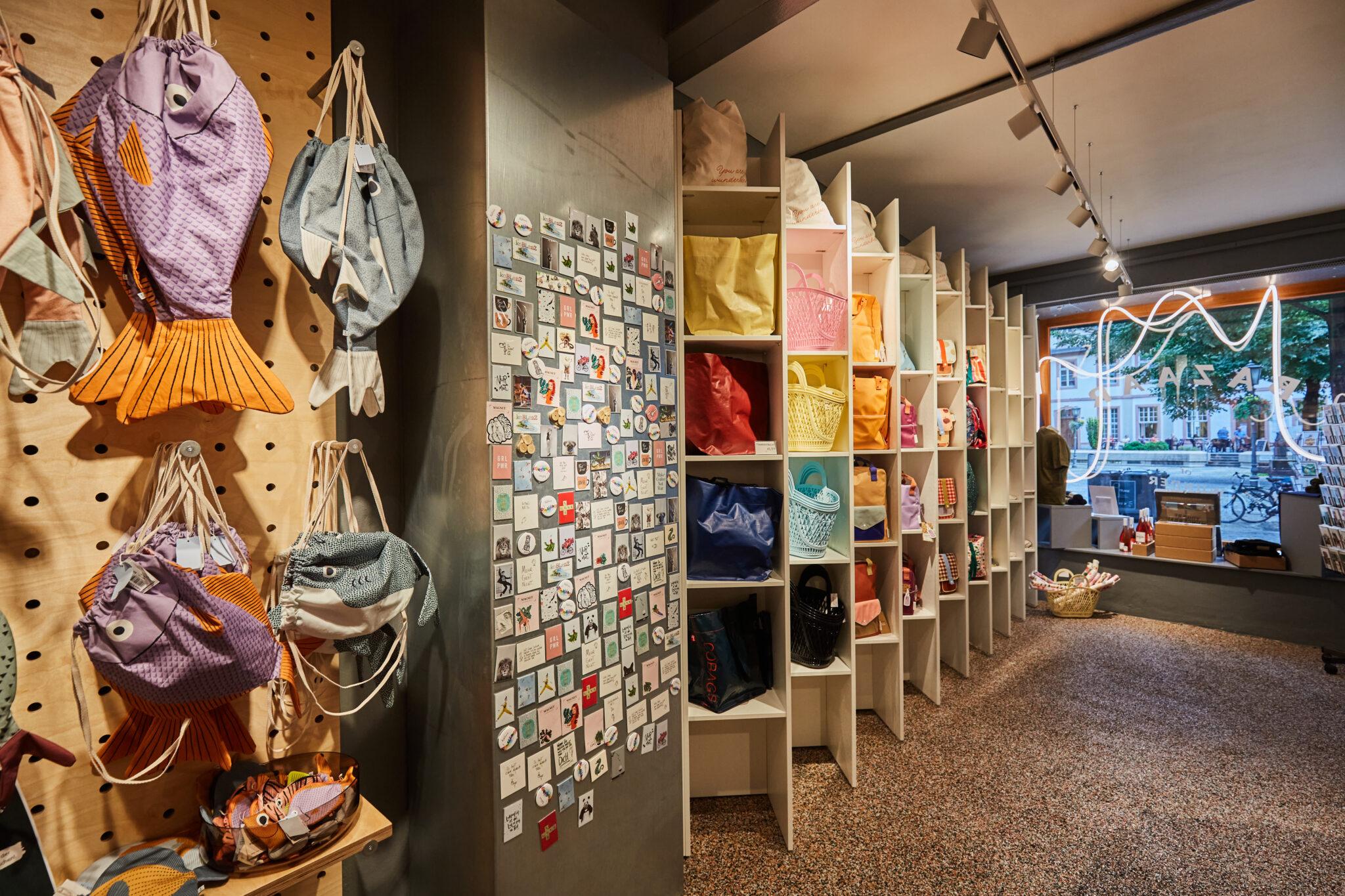 Wunderbar Taschen Aus Berlin Fotos